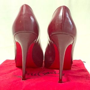 Christian Louboutin 37.5
